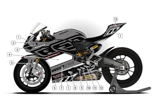 Alternative view of Ducati Panigale 899 D1