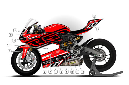 Alternative view of Ducati Panigale 899 D1