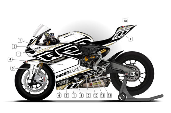 Alternative view of Ducati Panigale 899 D1