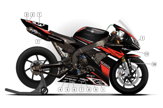 Alternative view of YAMAHA R1 2004/06